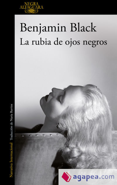 La rubia de ojos negros