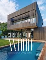 Portada de Surrounded by Wood: Contemporary Living Styles