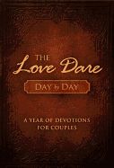 Portada de The Love Dare Day by Day: A Year of Devotions for Couples