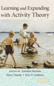 Portada de Learning and Expanding with Activity Theory