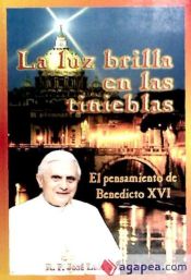 Portada de LA LUZ BRILLA EN LAS TINIEBLAS