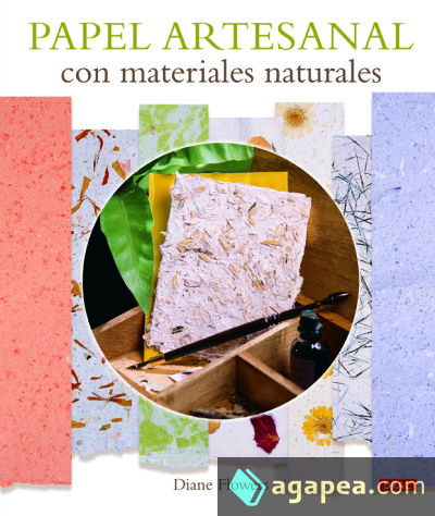 Papel artesanal con materiales naturales