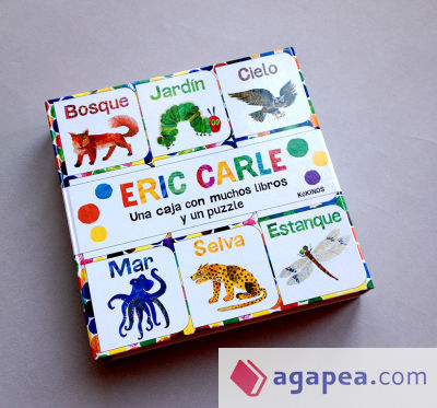 Una caja con muchos libros y un puzzle