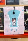 Funda de libro. Ni&ntilde;a leyendo