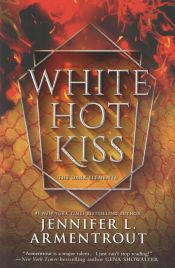 Portada de White Hot Kiss