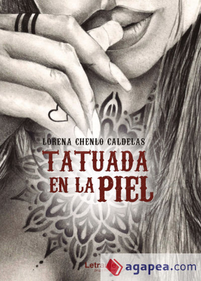 Tatuada en la piel