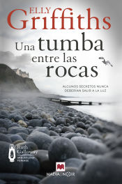 Portada de Una tumba entre las rocas