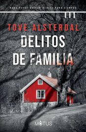 Portada de Delitos de familia