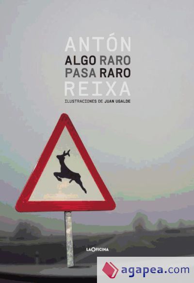 Algo raro pasa raro